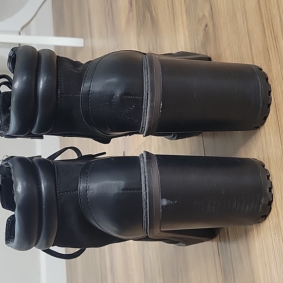 J LO Black Rigly Lace-Up Ankle Boots - Picture 3 of 15